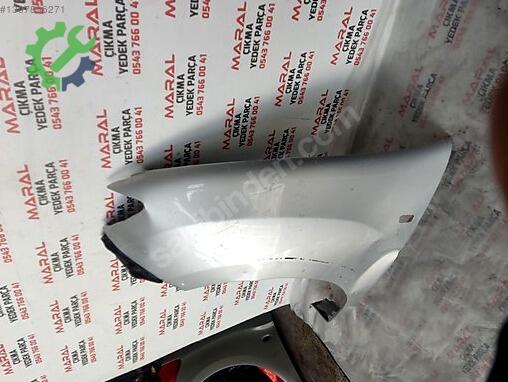 Dacia Sandero Çamurluk (Ön) çıkma parça