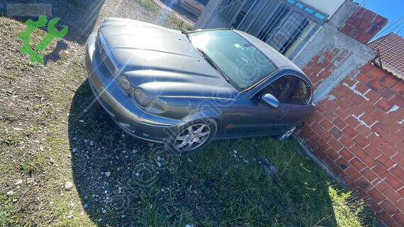 Jaguar X-Type Torpido çıkma parça