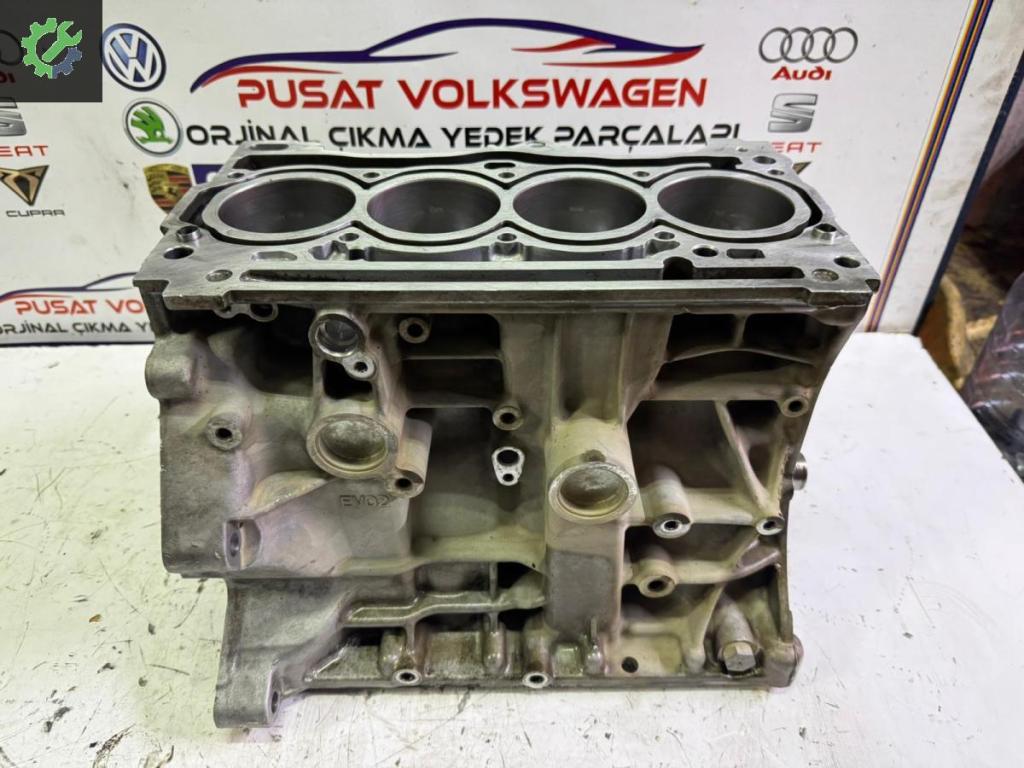 Volkswagen Golf Yarım Motor çıkma parça