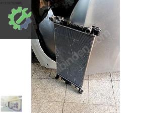 DUSTER 2 1.5 DCİ SU RADYATÖRÜ ORJİNAL ÇIKMA 214105803R