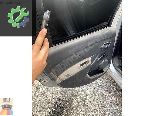 Dacia Logan Kapı (Ön Sağ) çıkma parça
