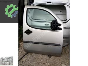 Doblo sağ ön kapi