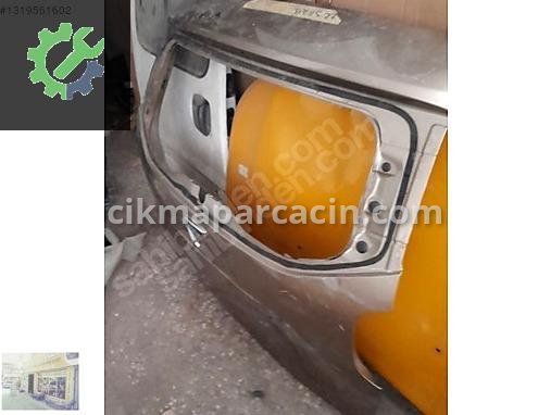 Dacia Duster Bagaj Kapağı 901004742R çıkma parça