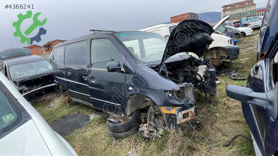 Mercedes-Benz Vito Kalorifer Izgarası çıkma parça