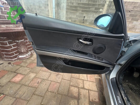 BMW X3 Cam çıkma parça