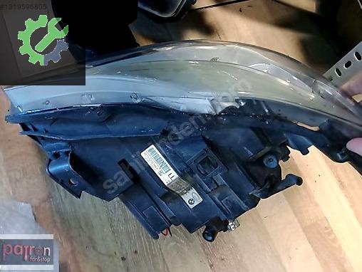 BMW 3 Serisi Sağ Ön Far çıkma parça