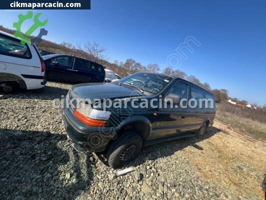 Chrysler Voyager Çamurluk çıkma parça