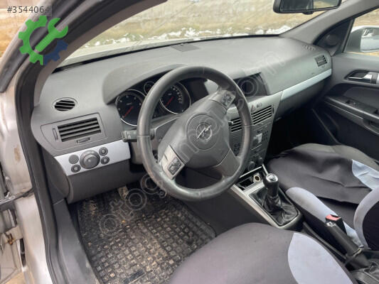 Opel Astra Far çıkma parça