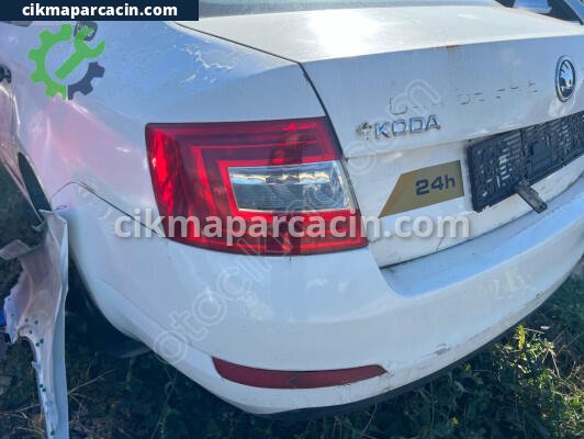 Skoda Octavia Stop çıkma parça