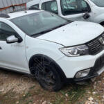 Dacia Sandero 2008-2024 Çıkma Far