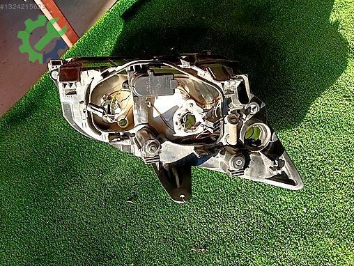 Ford Focus Sol Ön Far çıkma parça