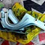 FİAT DOBLO MOTOR KAPUTU MENTEŞESİ SOL ORJİNAL SIFIR