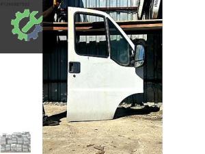 FİAT DUCATO (eski model ) sag ön kapı