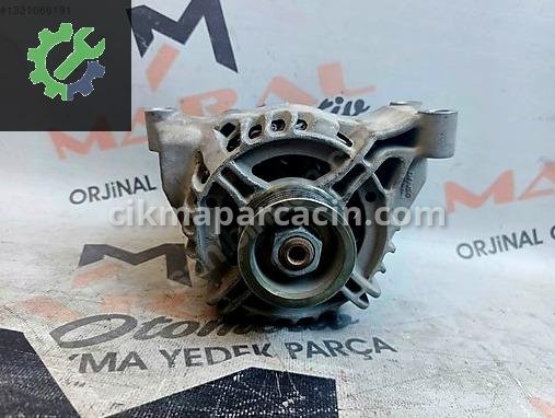 Fiat Egea Şarj Dinamosu 52003532 çıkma parça