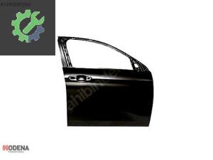 FIAT EGEA 2015- ÖN KAPI SAĞ SIFIR 52204527