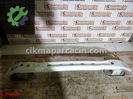Fiat Egea Arka Tampon Demiri çıkma parça