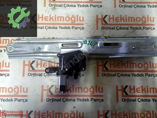 Fiat Egea Cam Krikosu 00521304360 çıkma parça