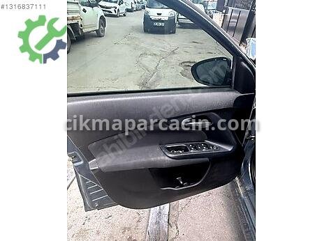 Fiat Egea Bakalit çıkma parça