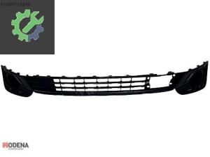FIAT EGEA ÖN TAMPON ORTA IZGARA SİS DELİKSİZ SIFIR 735754048