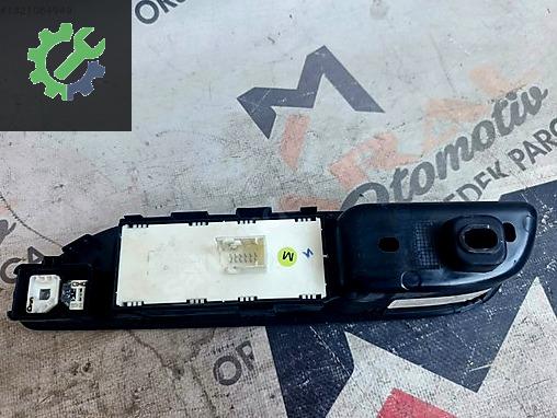 Fiat Egea Cam Düğmesi çıkma parça