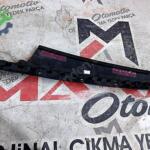 FİAT EGEA SOL ÖN KAPI DİREK ÇITASI 735601396