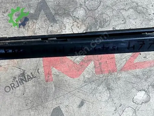 Fiat Egea Tavan Çıtası 735660084 çıkma parça