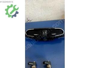 Fiat Egea Üfleme Izgarası (2. Adet)