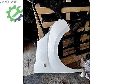Fiat Fiorino Çamurluk (Ön) çıkma parça