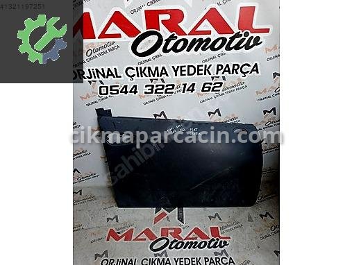 Fiat Linea Kapı (Ön Sağ) çıkma parça
