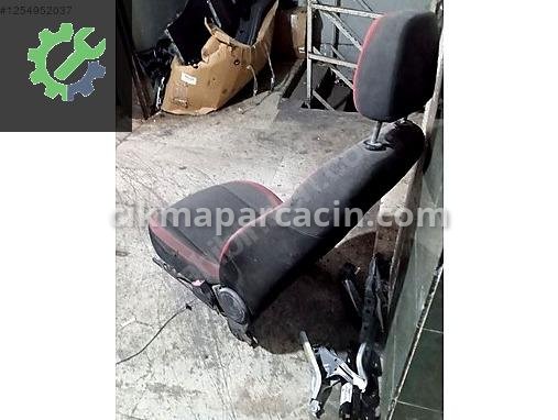 Fiat Punto Ön Koltuk çıkma parça