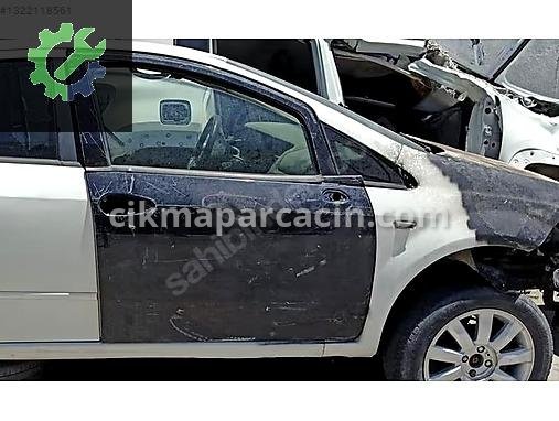 Fiat Punto Kapı (Ön Sağ) çıkma parça