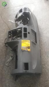 Ford Transit Connect Göğüslük