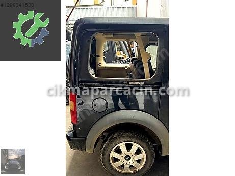 Ford Tourneo Connect Çamurluk (Arka) çıkma parça