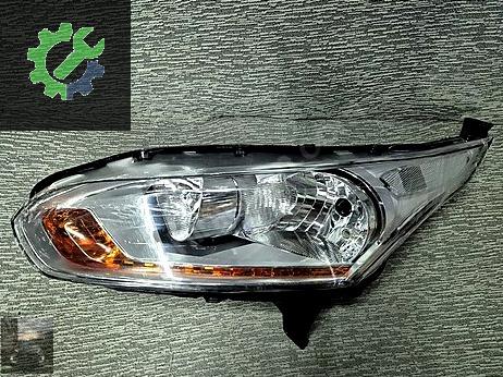 Ford Tourneo Connect Sağ Ön Far çıkma parça