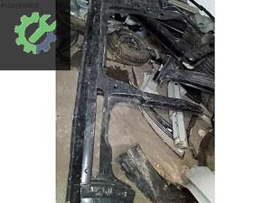 FORD CONNECT SOL MASBİYEL ORTA DİREK KAPİ YUVASİ