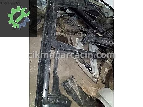 Ford Tourneo Connect Marşpiyel Sacı çıkma parça