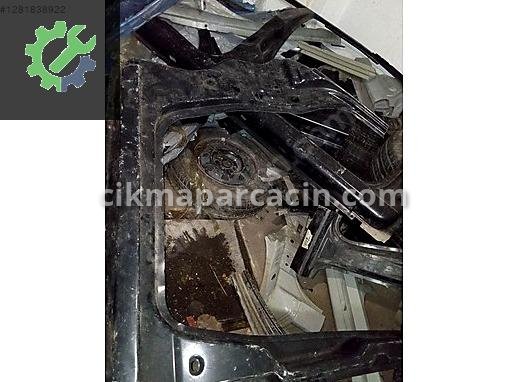Ford Tourneo Connect Marşpiyel Sacı çıkma parça
