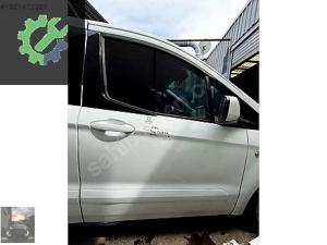 FORD COURİER SAĞ ÖN KAPI BEYAZ ORİJİNAL 2014-2023