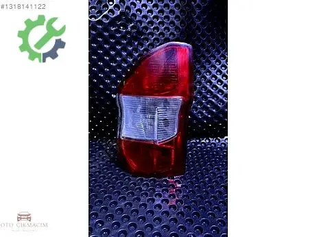 Ford Courier Sağ Arka Stop çıkma parça