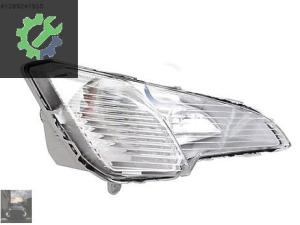 FORD ECOSPORT SAĞ SİS FARI (GN15 13B220 MB)