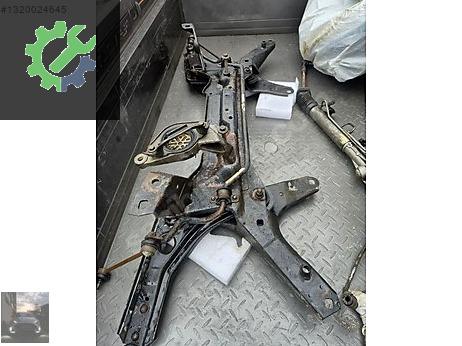 Ford Escort Panel / Travers çıkma parça