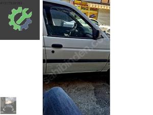 FORD ESCORT SAĞ ÖN KAPI 1995-2000