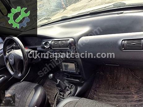 Ford Escort Torpido çıkma parça