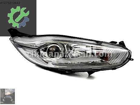 Ford Fiesta Sağ Ön Far çıkma parça