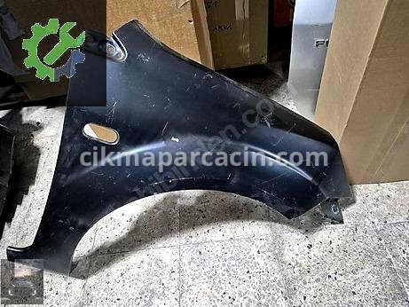 Ford Fiesta Çamurluk (Ön) çıkma parça