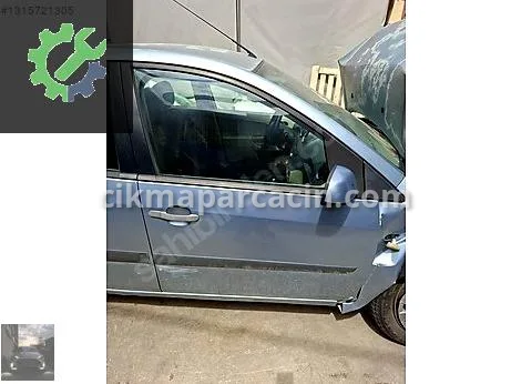 Ford Fiesta Kapı (Ön Sağ) çıkma parça