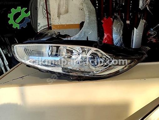 Ford Fiesta Sol Ön Far çıkma parça