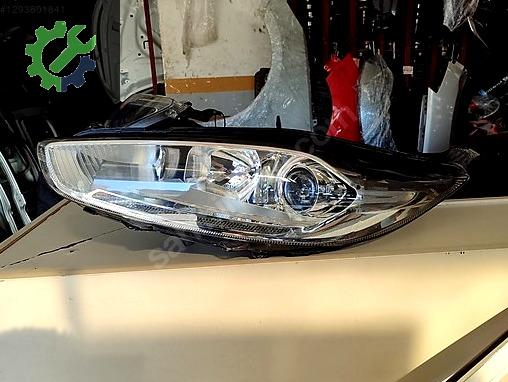Ford Fiesta Sol Ön Far çıkma parça - ÖZGÜR OTO İSTANBUL
