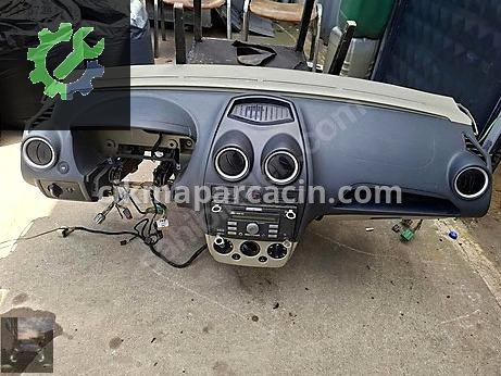 Ford Fiesta Torpido çıkma parça