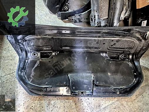 Ford Focus Bagaj Kapağı çıkma parça